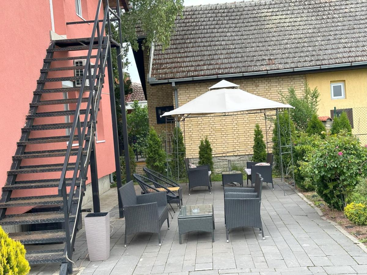 Vila Boska Palic Exterior photo