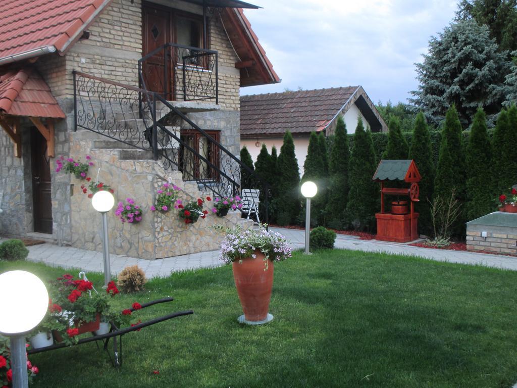 Vila Boska Palic Exterior photo